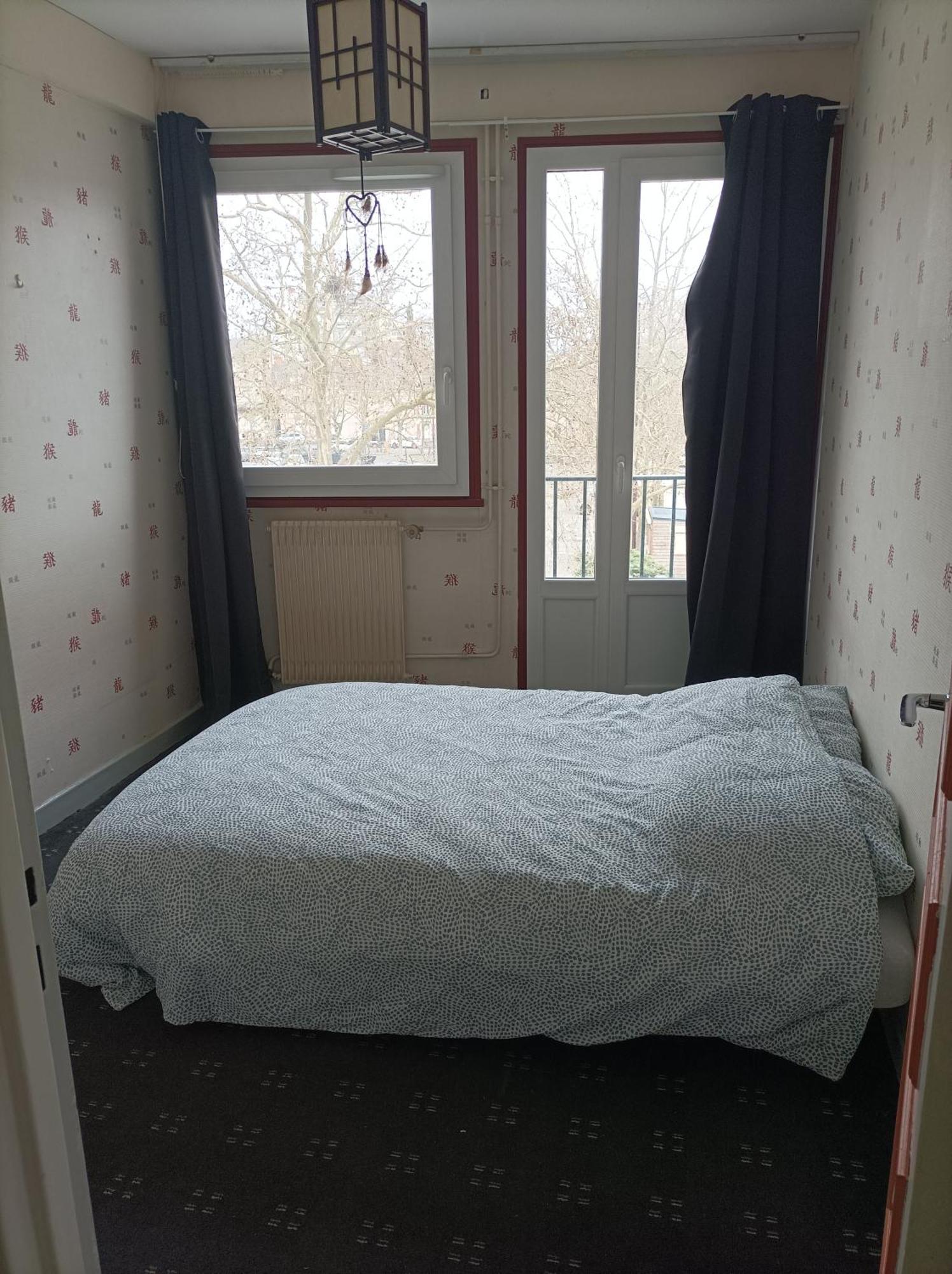 Joli Appartement Type 5 En Centre Ville Châteauroux エクステリア 写真